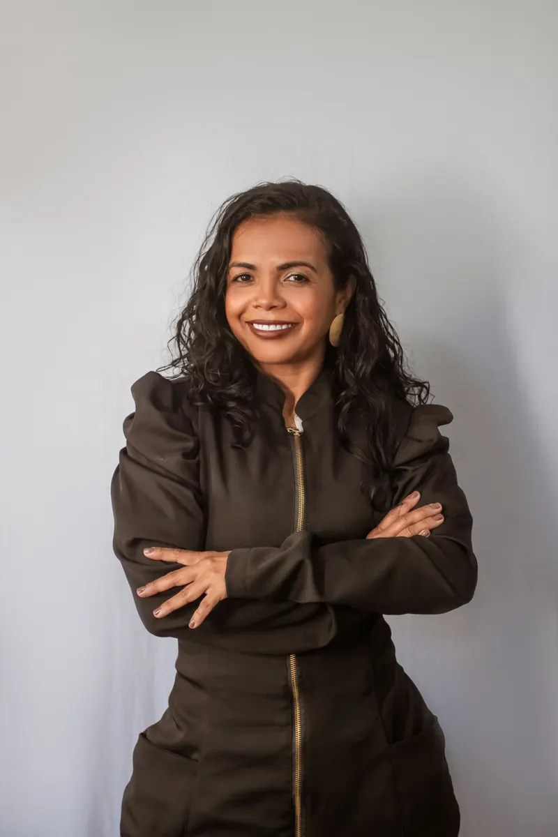 Dra. Dulce Rodrigues - Especialista em Estética Funcional e Avançada